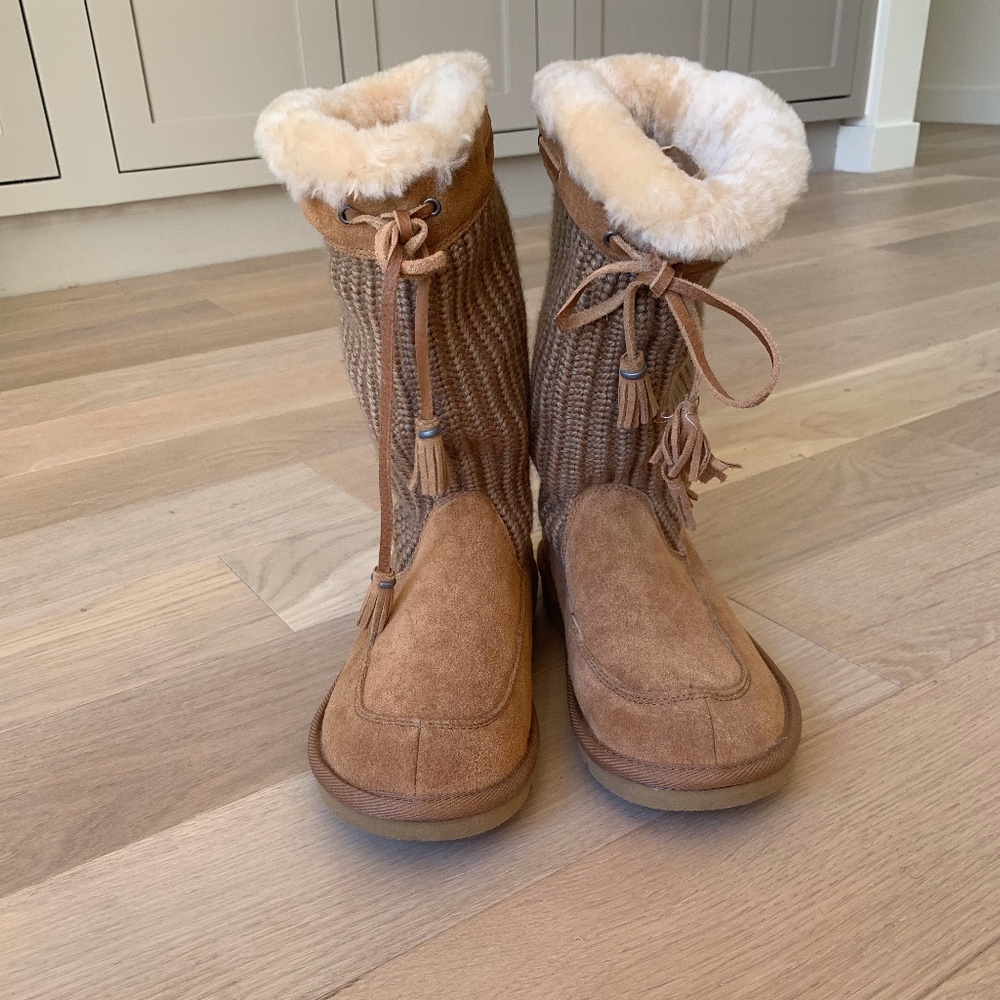 NEW UGG Tall Boots Suburb Crochet Suede Sheepskin 5124